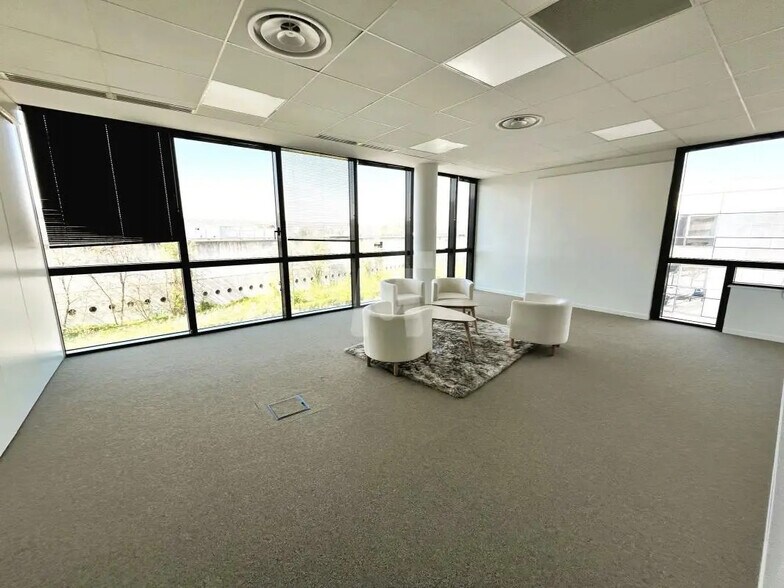 Bureau dans Massy à louer - Photo intérieure – Image 3 sur 14