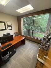 4103 Mercantile Dr, Lake Oswego, OR à louer Photo intérieure– Image 2 sur 5