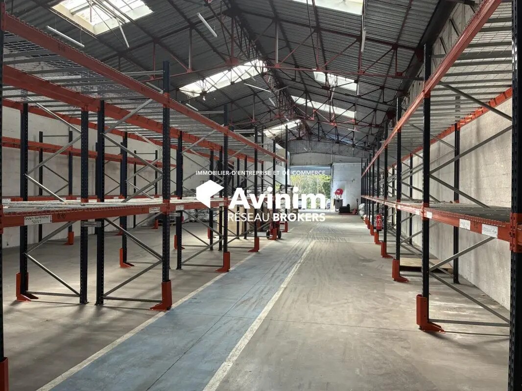 Industriel/Logistique dans Marseille à louer Photo intérieure– Image 1 sur 9