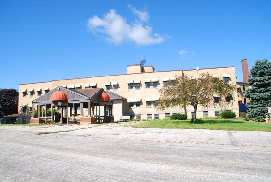 18569 Lane Rd, Fayette, IA à vendre - Photo principale – Image 1 sur 3