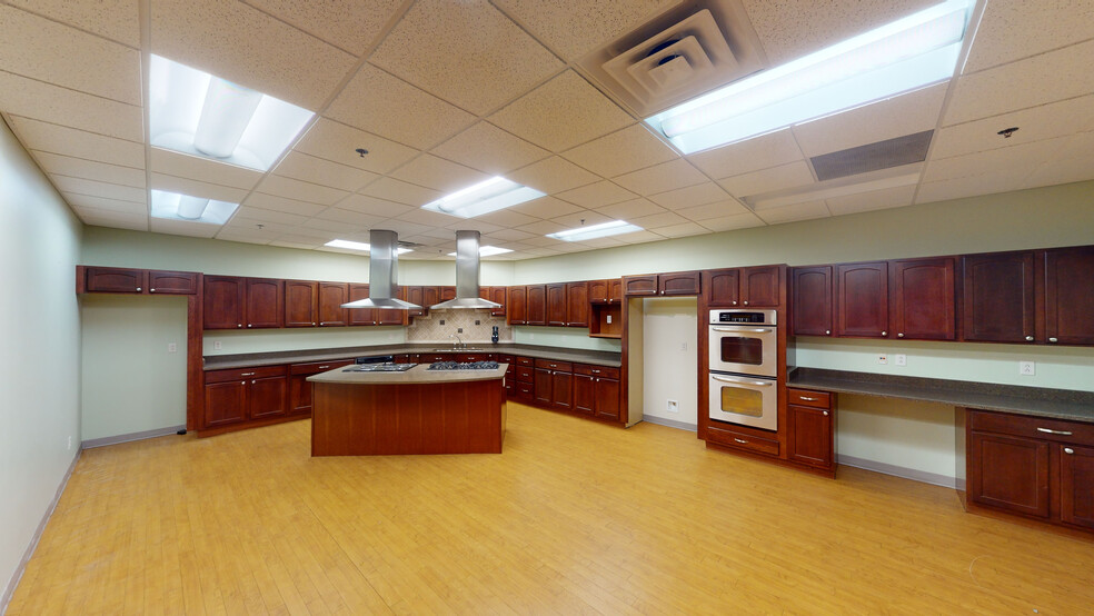 14611 W Commerce Rd, Daleville, IN à louer - Numérisation 3D Matterport – Image 3 sur 35