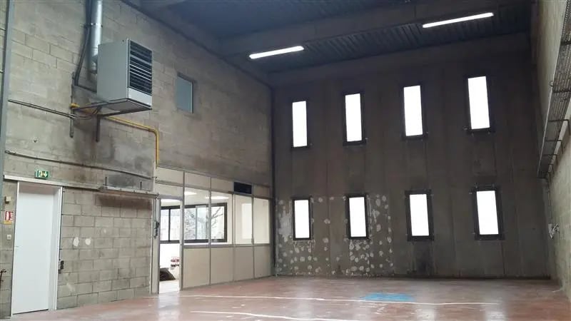 Local d’activités dans Collégien à louer Photo intérieure– Image 1 sur 7