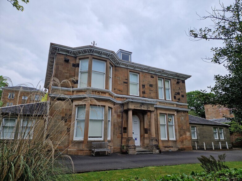 308 Albert Dr, Glasgow à vendre - Photo de l’immeuble – Image 1 sur 5