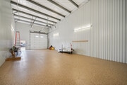 1250 Fully Airconditioned space