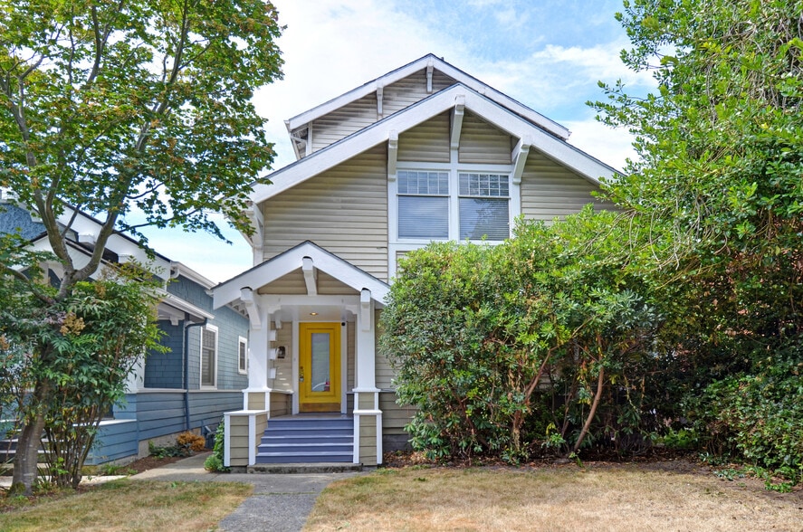 2215 Yale Ave E, Seattle, WA à vendre - Photo principale – Image 1 sur 19