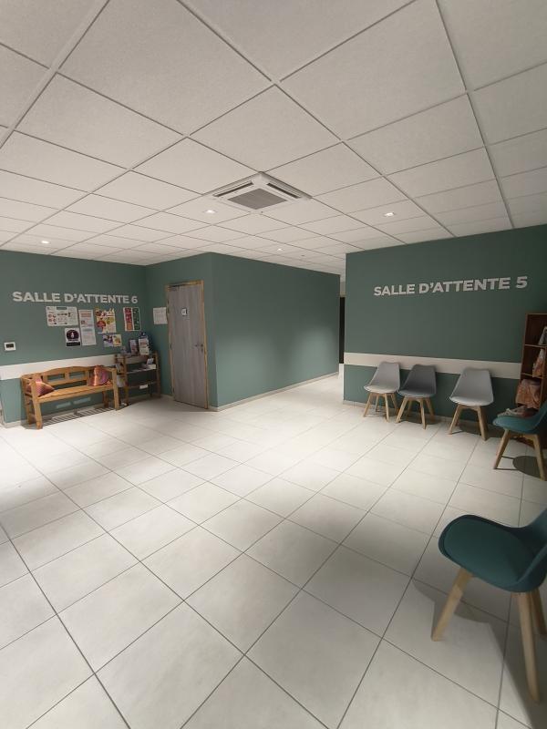 Plus de détails pour Bureau/Médical à louer