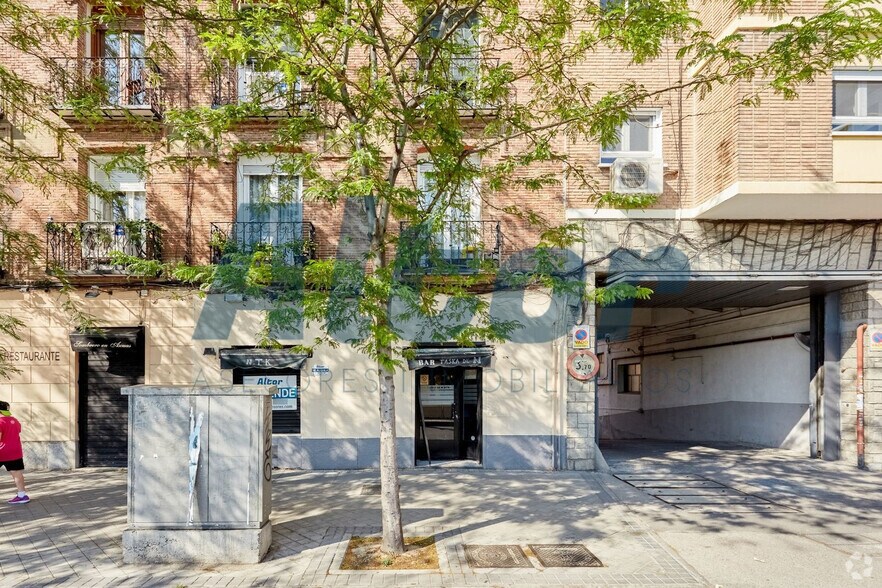 Immeuble residentiel dans Madrid, Madrid à vendre - Photo intérieure – Image 1 sur 1