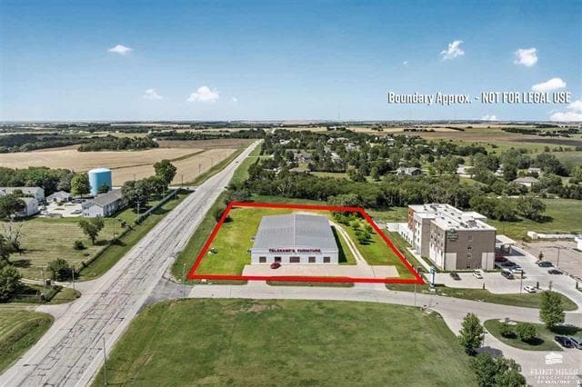 101 E Lafayette Ave, Abilene, KS à vendre - Photo de l’immeuble – Image 3 sur 16