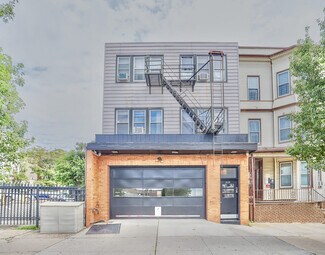 Plus de détails pour 808 Kennedy Blvd, Union City, NJ - Local commercial à louer