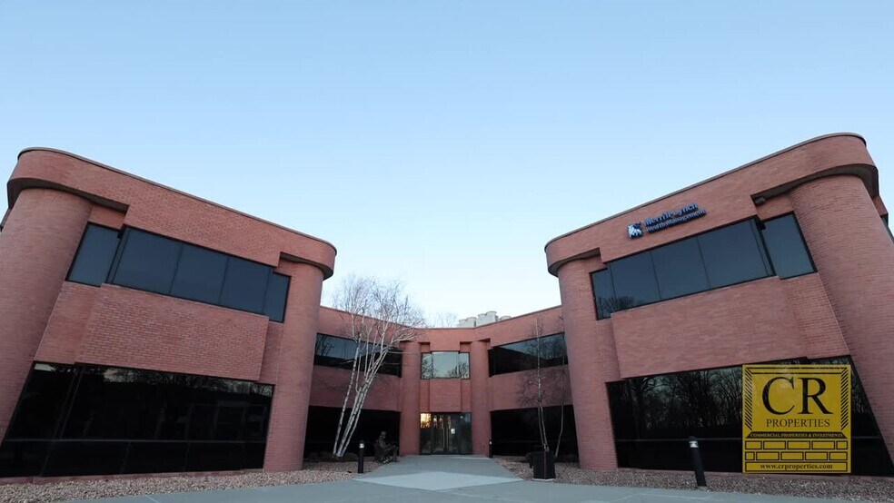 2649 South Rd, Poughkeepsie, NY à louer - Vidéo sur l’annonce professionnelle – Image 2 sur 11