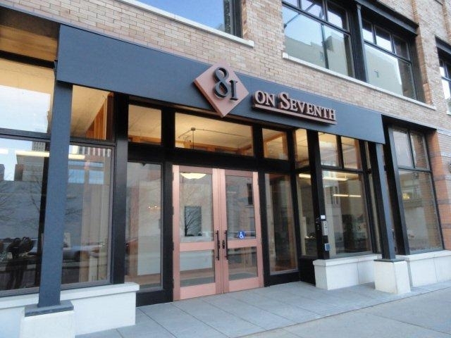 81 7th St E, Saint Paul, MN à louer - Photo de l’immeuble – Image 2 sur 19