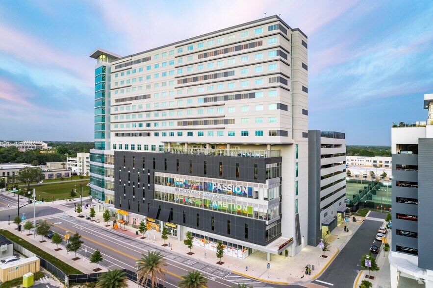 601 W Livingston St, Orlando, FL à louer - Photo de l’immeuble – Image 2 sur 8