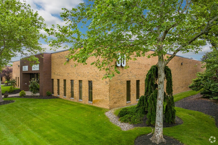 30 Chapin Rd, Pine Brook, NJ à louer - Photo principale – Image 1 sur 6