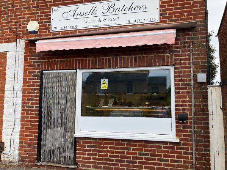 42A Bond St, Englefield Green à louer - Photo de l’immeuble – Image 1 sur 2