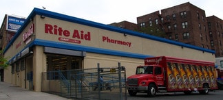 Plus de détails pour 1679 Bedford Ave, Brooklyn, NY - Local commercial à louer