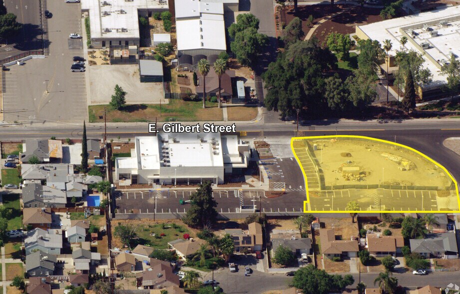 East Gilbert St, San Bernardino, CA à louer - Photo de l’immeuble – Image 3 sur 6