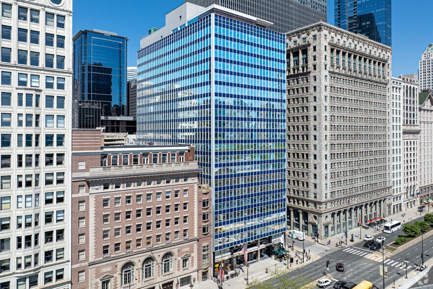 77 E Adams St, Chicago, IL à louer - Photo principale – Image 1 sur 25