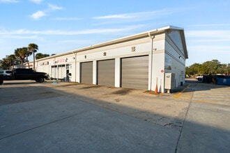 4590 Babcock St NE, Palm Bay, FL à louer Photo intérieure– Image 1 sur 3