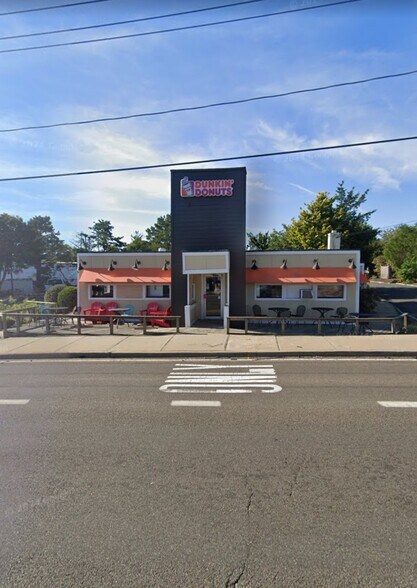 20 County Road 39, Southampton, NY à louer - Photo de l’immeuble – Image 3 sur 4