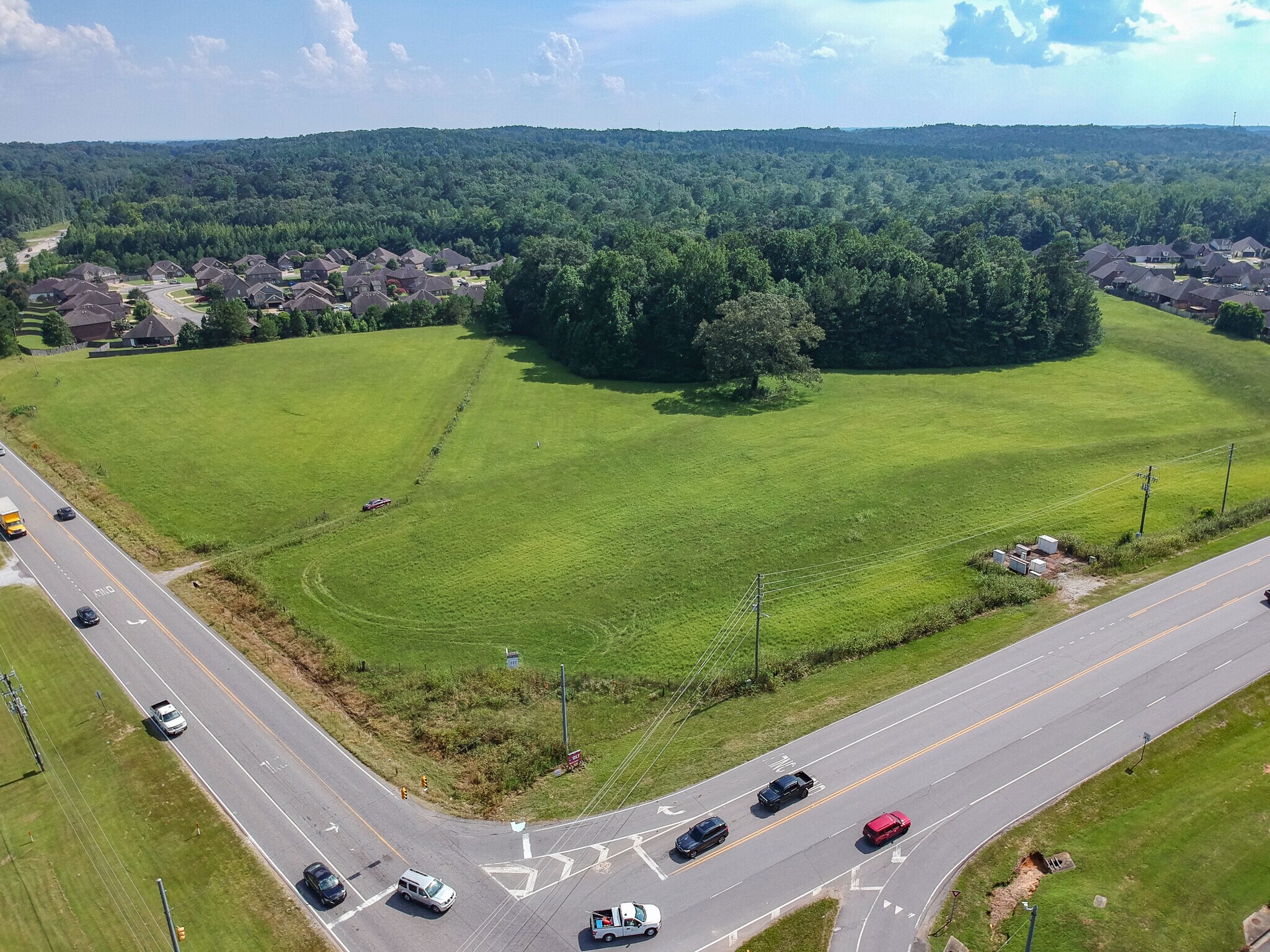 Mitt Lary Rd, Northport, AL à vendre Photo de l’immeuble– Image 1 sur 23