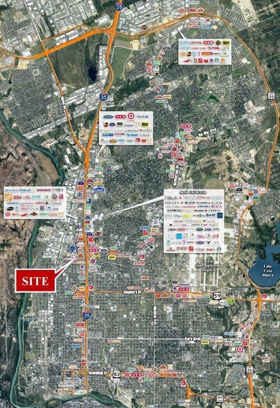 4500 San Bernardo Ave, Laredo, TX à louer - Photo de l’immeuble – Image 3 sur 3