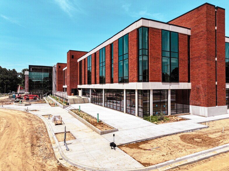 1212 Vollintine Ave, Memphis, TN à louer - Photo de l’immeuble – Image 2 sur 16