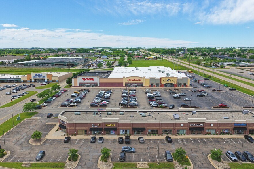 4938-4950 W Integrity Way, Appleton, WI à vendre - Photo de l’immeuble – Image 2 sur 10