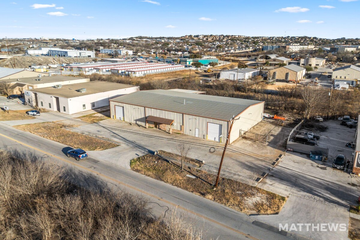 13802 Lookout Rd, San Antonio, TX à louer Photo principale– Image 1 sur 7