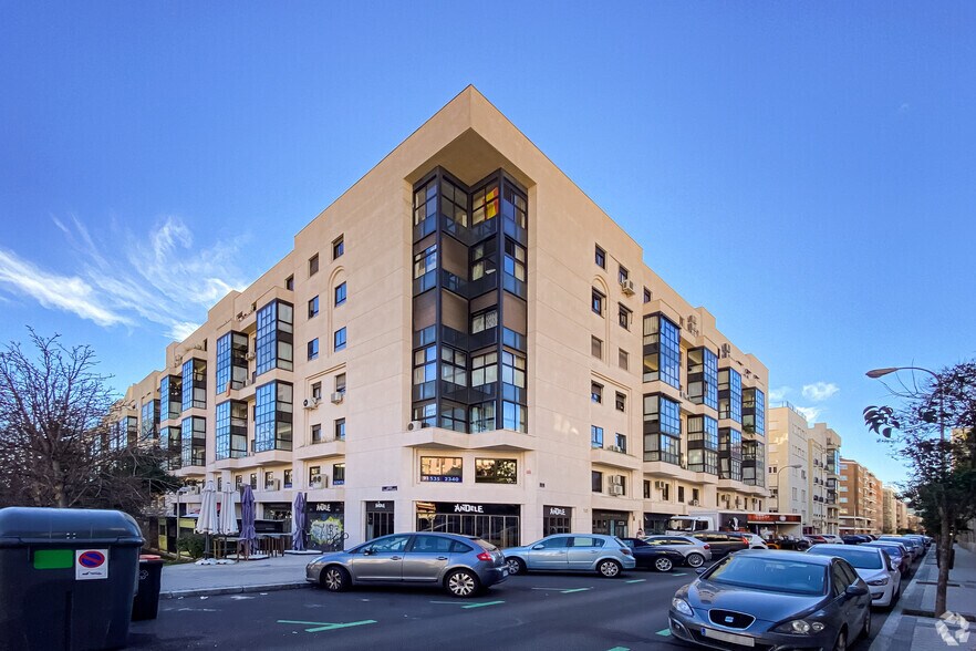 Local commercial dans Madrid, Madrid à louer - Photo de l’immeuble – Image 1 sur 1