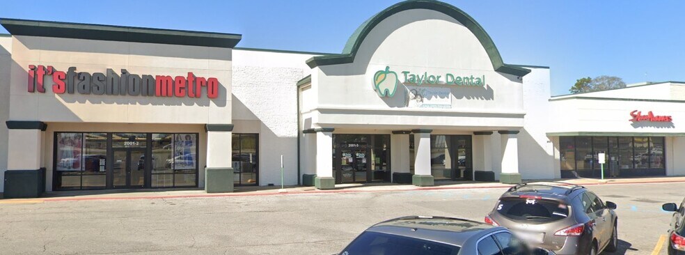 2001 NW Evangeline Trwy, Lafayette, LA à louer - Photo de l’immeuble – Image 3 sur 14