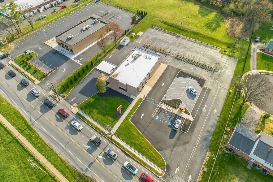 3400 Chichester Ave, Boothwyn, PA à louer - Photo de l’immeuble – Image 2 sur 17
