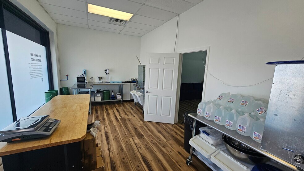 132 W Central Ave, Winter Haven, FL à louer - Photo de l’immeuble – Image 3 sur 3