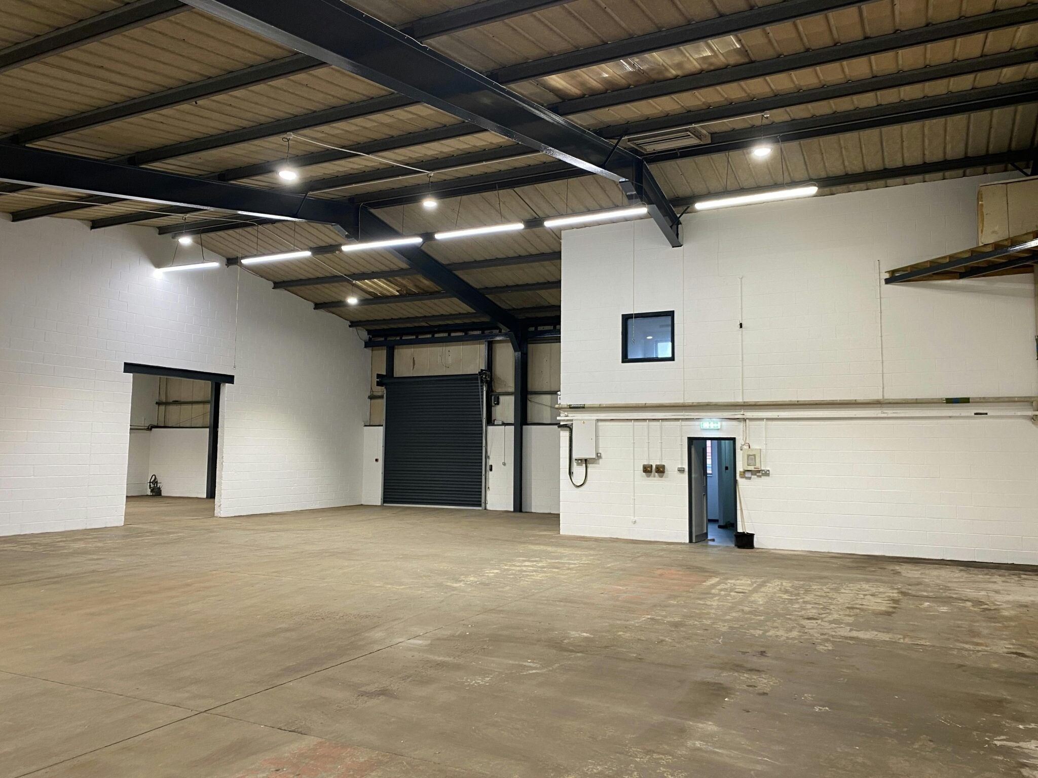 Heads Of The Valley Industrial Estate, Rhymney à louer Photo intérieure– Image 1 sur 2