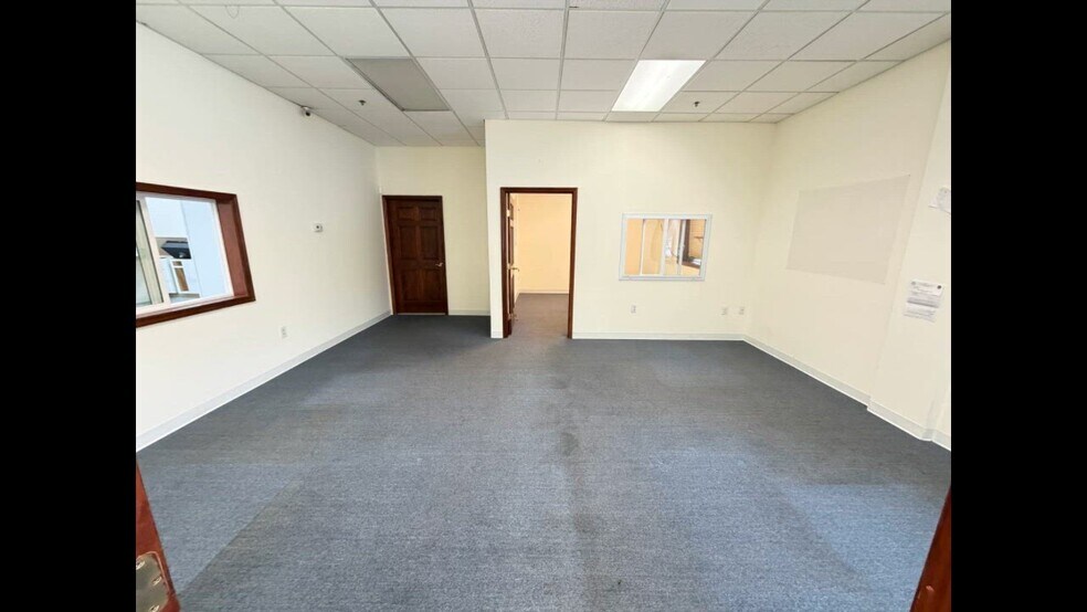 1-37 Rockland Park Ave, Tappan, NY à louer - Vidéo sur l’annonce professionnelle – Image 2 sur 9