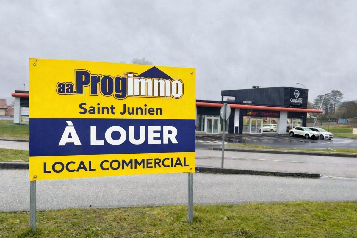 Local commercial dans Saint Junien à louer Photo de l’immeuble– Image 1 sur 2