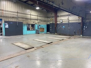 3901 SE Naef Rd, Portland, OR à louer Photo intérieure– Image 1 sur 12