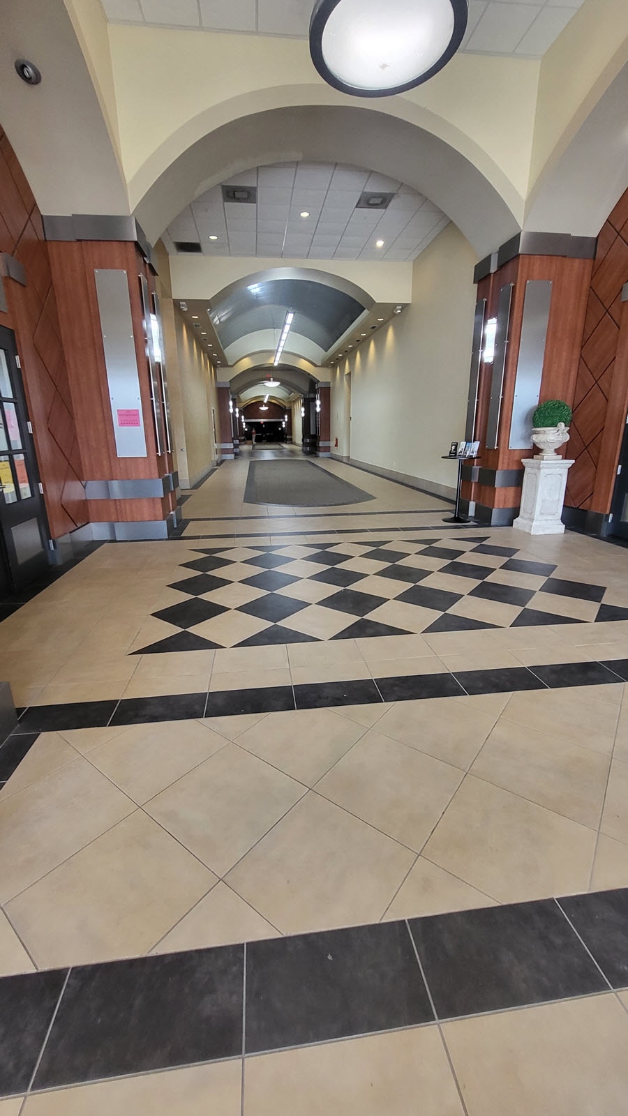 6300 N Wickham Rd, Melbourne, FL à louer Photo intérieure– Image 1 sur 38