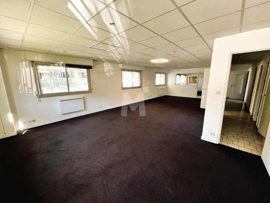 7 Rue Des Cerisiers, Lisses à louer Photo intérieure– Image 1 sur 7