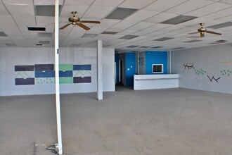 3333 Yarbrough Dr, El Paso, TX à louer Photo intérieure– Image 2 sur 12