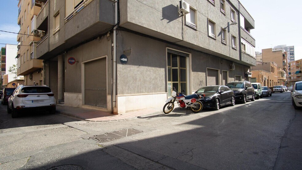 Local commercial dans Elda à vendre - Photo de l’immeuble – Image 3 sur 7