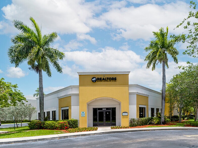 5850 N Hiatus Rd, Fort Lauderdale, FL à vendre - Photo principale – Image 1 sur 9