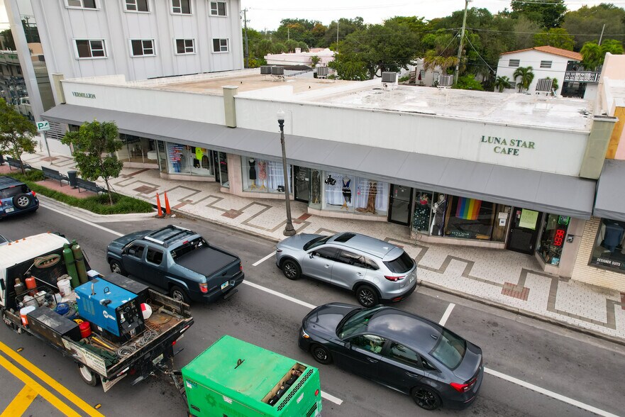 765&771 NE 125th St, North Miami, FL à vendre - Photo de l’immeuble – Image 2 sur 14