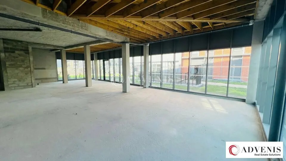 Local commercial dans Bruges à louer - Photo intérieure – Image 3 sur 5