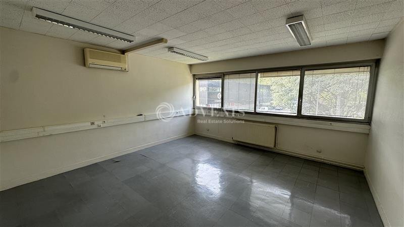 Bureau dans Neuilly-sur-Marne à louer - Photo intérieure – Image 2 sur 7