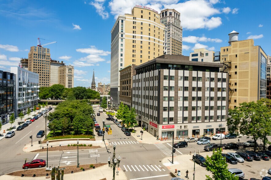 1514 Washington Blvd, Detroit, MI à louer - Photo de l’immeuble – Image 3 sur 6