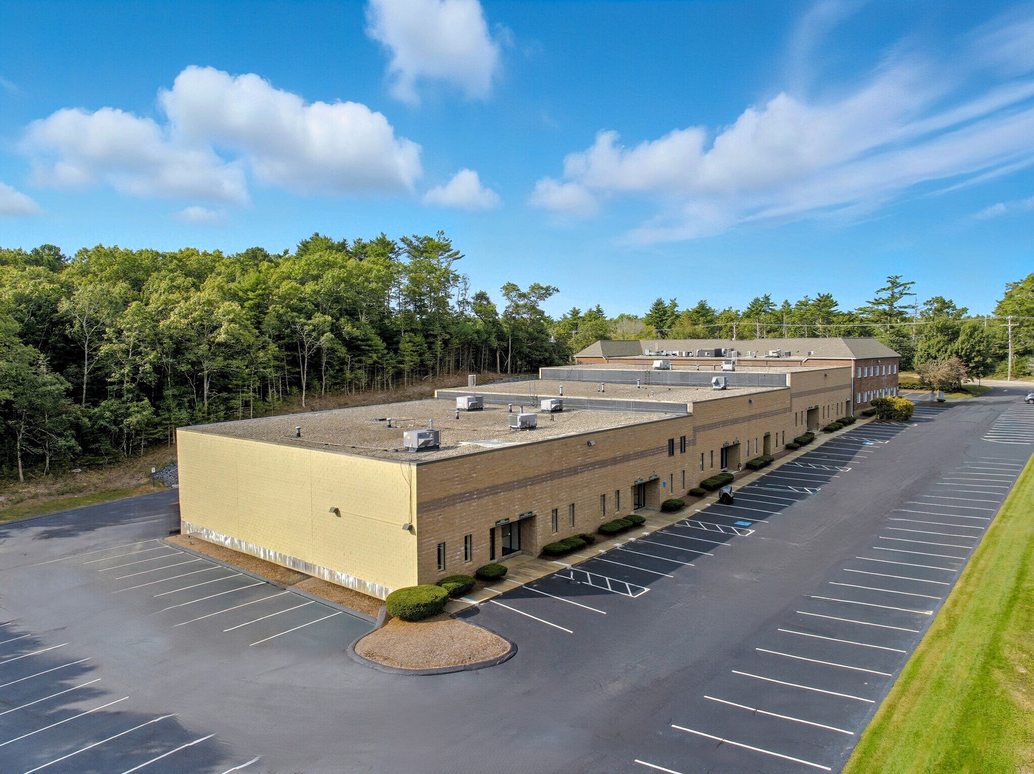 118 Long Pond Rd, Plymouth, MA à louer Photo principale– Image 1 sur 8