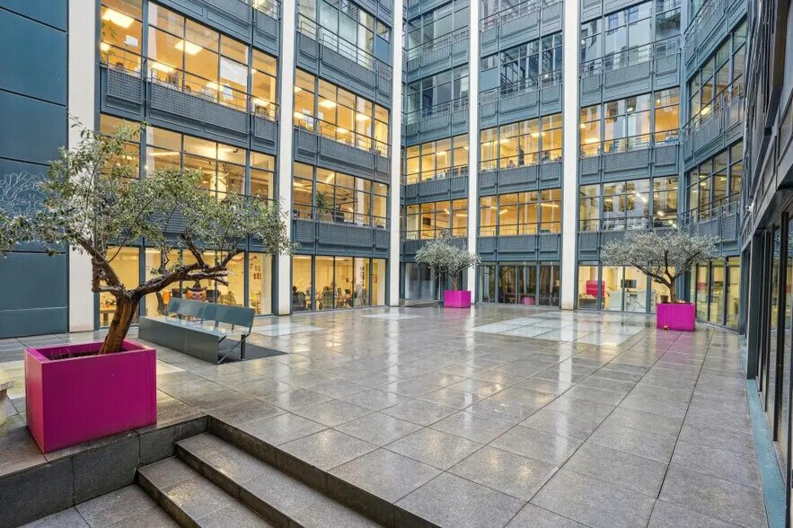 19-21 Rue Poissonnière, Paris à louer - Photo de l’immeuble – Image 2 sur 6