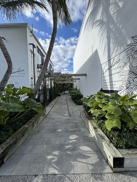 1220-1530 Elizabeth Ave, West Palm Beach, West Palm Beach, FL à louer - Photo de l’immeuble – Image 2 sur 17