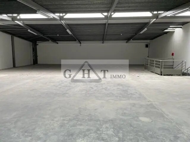 Industriel/Logistique dans Morangis à louer - Photo intérieure – Image 3 sur 7