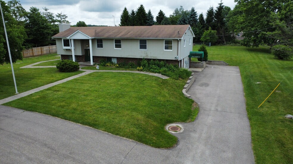 3965 Parsons Rd, Howell, MI à vendre - Photo de l’immeuble – Image 2 sur 11